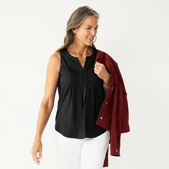 Women's Croft & Barrow® Pintuck Splitneck Sleeveless Top Navy Tile Print - Image 4