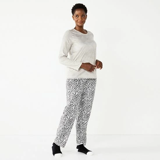 Petite Croft & Barrow® Long Sleeve Pajama Top & Pajama Pants Sleep Set Dark Blue Floral - Image 10