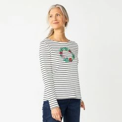 Petite Croft & Barrow® Christmas Graphic Tee Berry Ornaments