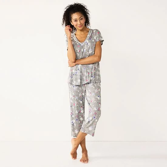 Petite Croft & Barrow® Short Sleeve Pajama Top & Capri Pajama Pants Sleep Set Dark Gray Floral - Image 2