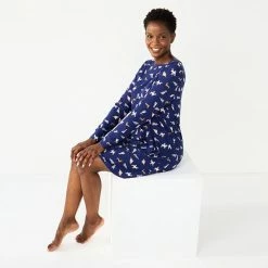 Women's Croft & Barrow® Long Sleeve Cozy Sleepshirt Red Dots 2 Women's Croft & Barrow® Long Sleeve Cozy Sleepshirt Red Dots -Croft & BarrowSales unnamed file 2931