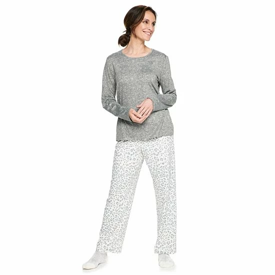 Women's Croft & Barrow® Long Sleeve Pajama Top & Pajama Pants Sleep Set Purple Floral - Image 6
