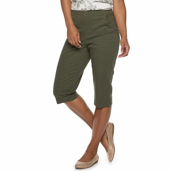 Petite Croft & Barrow® Classic Pull-On Capris Black - Image 16