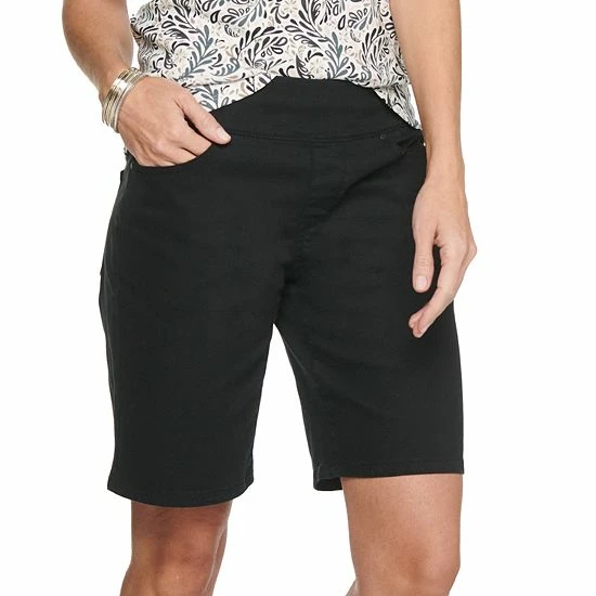 Petite Croft & Barrow® Comfortable Pull-On Jean Shorts White