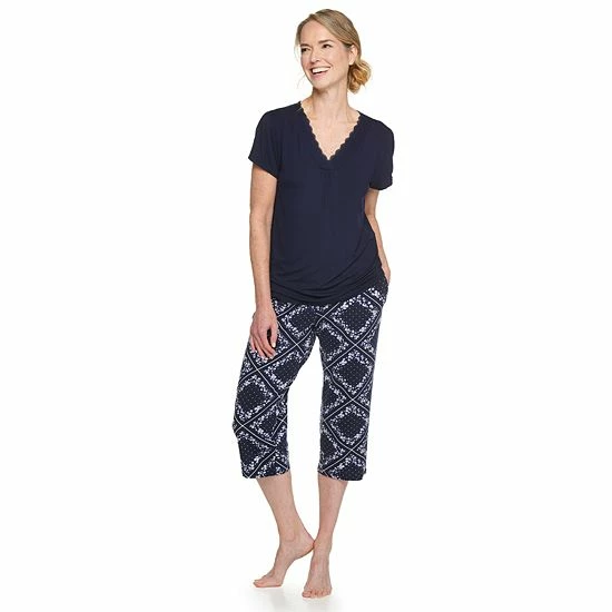 Women's Croft & Barrow® Short Sleeve Pajama Top & Pajama Capri Pants Sleep Set Gray Floral - Image 4